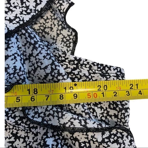 Nwt Bohemian flutter sleeve tassel detail short Sleeve blouse size medium - Picture 5 of 5